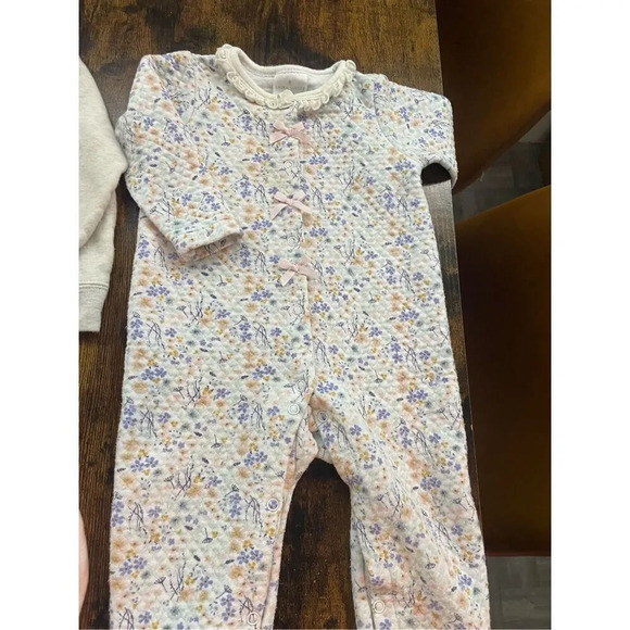 3 pcs babygirl sleepwear size 6-9 months - Picture 11 of 14